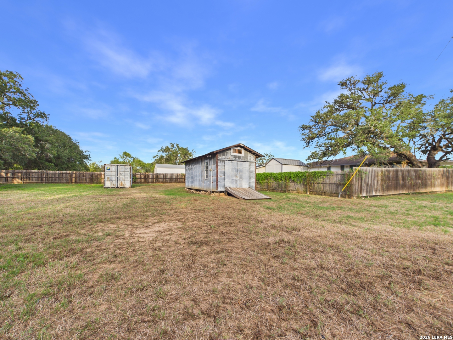 main property photo 36