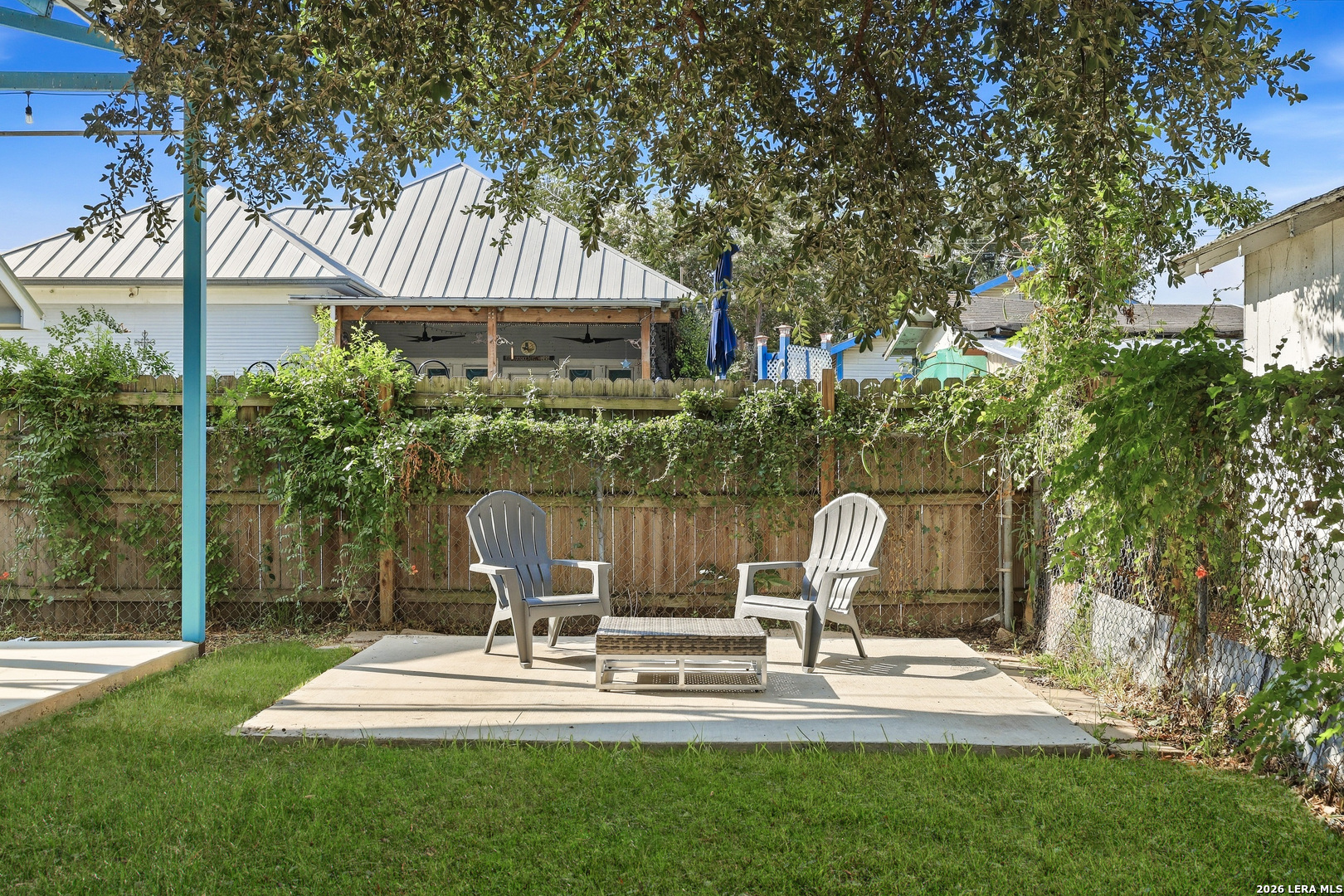 main property photo 23