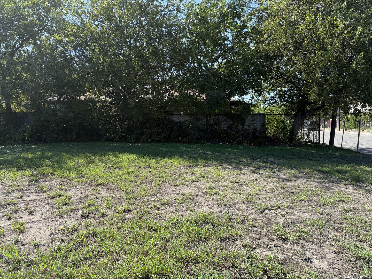 main property photo 7