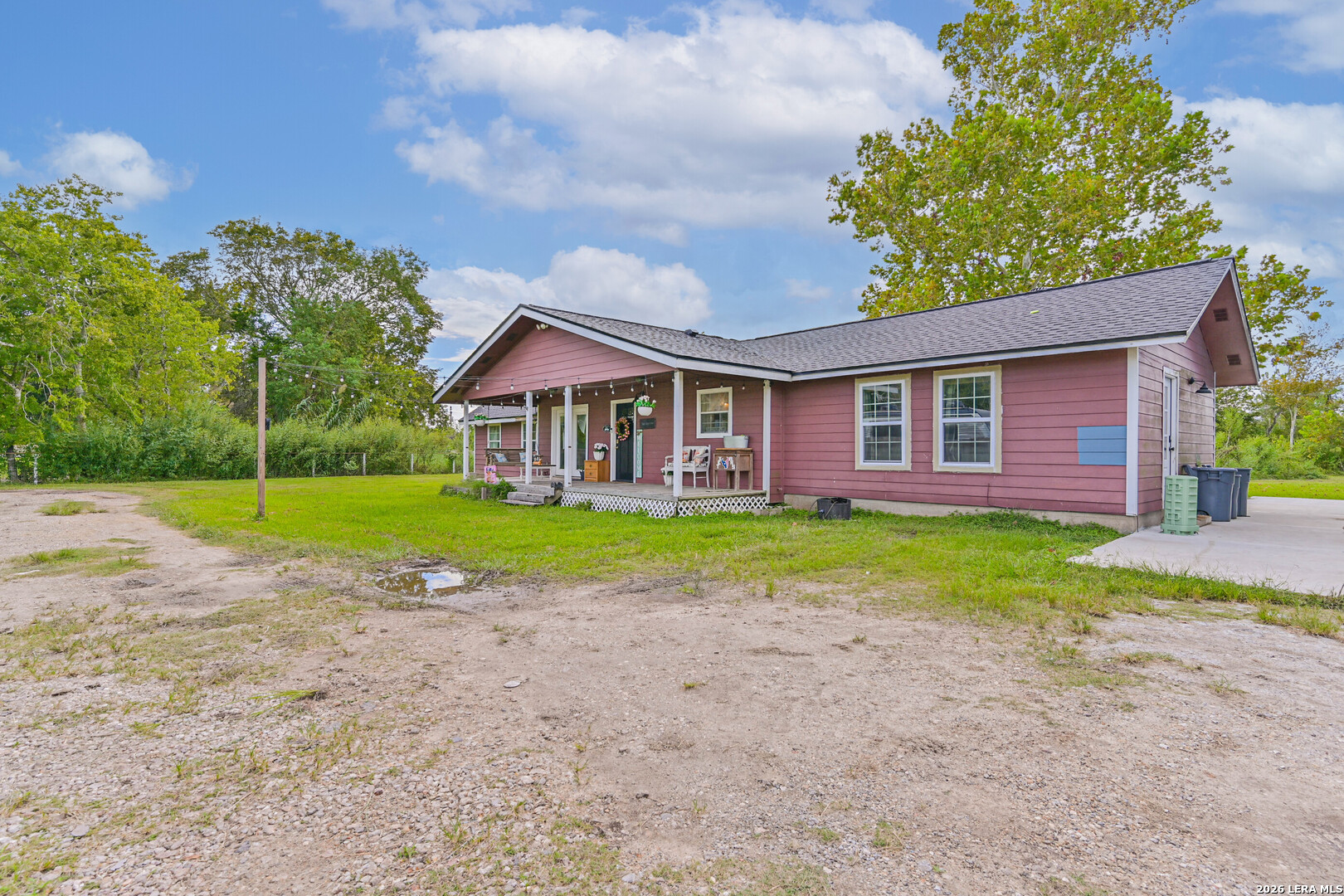 main property photo 33