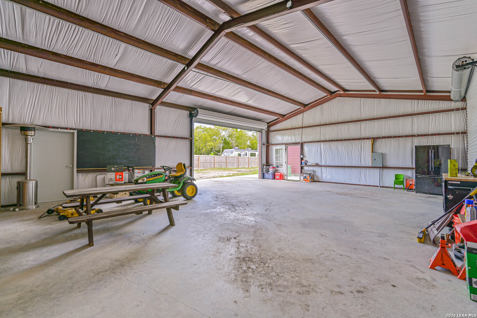 main property photo 37