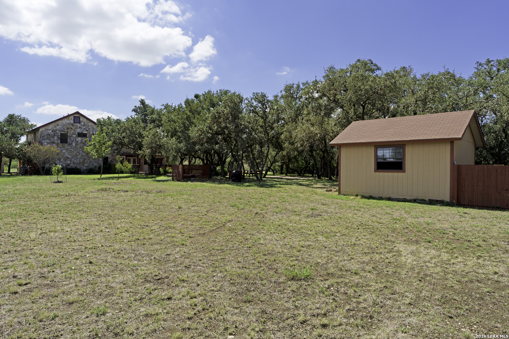 main property photo 12