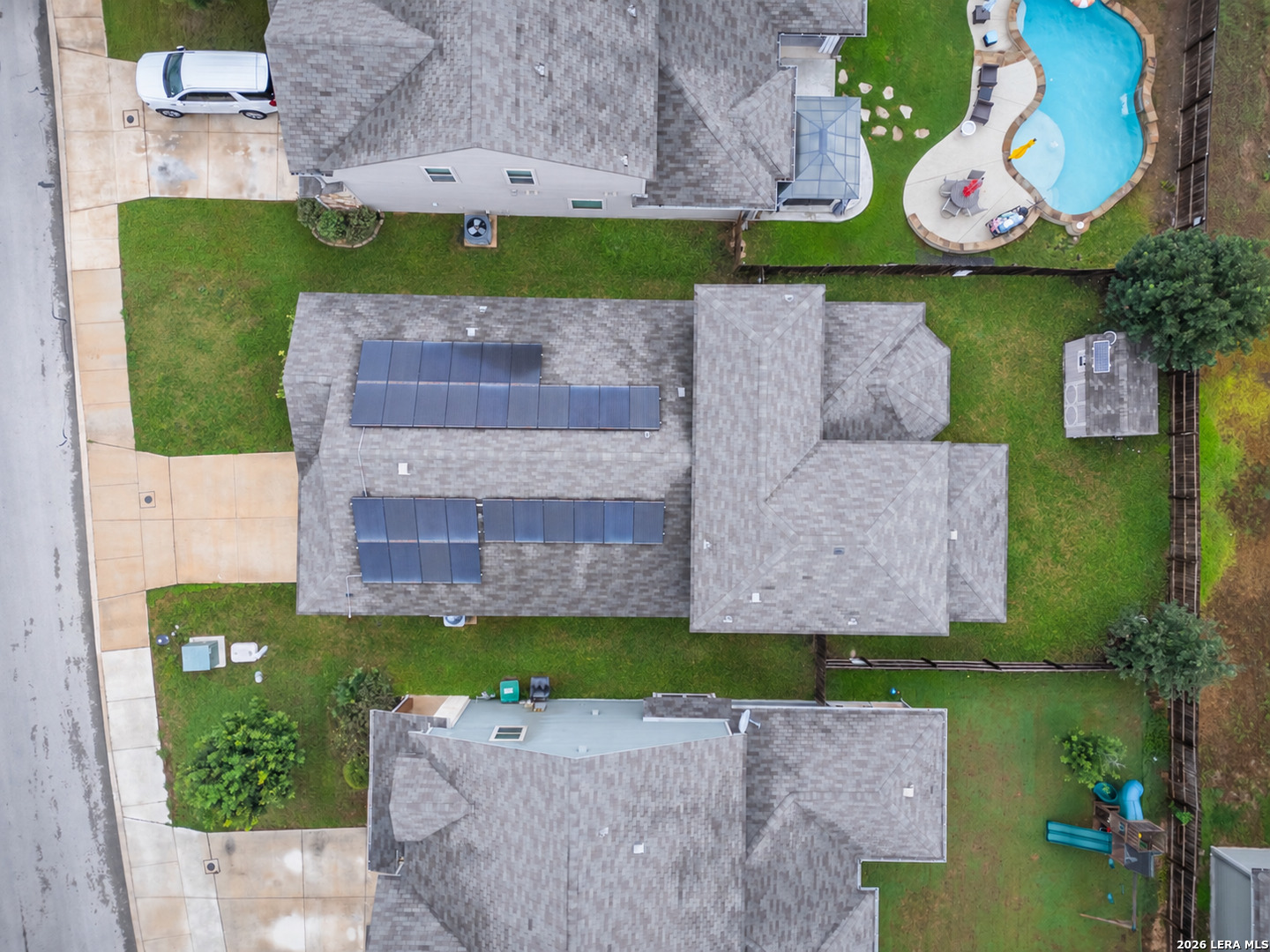 main property photo 31