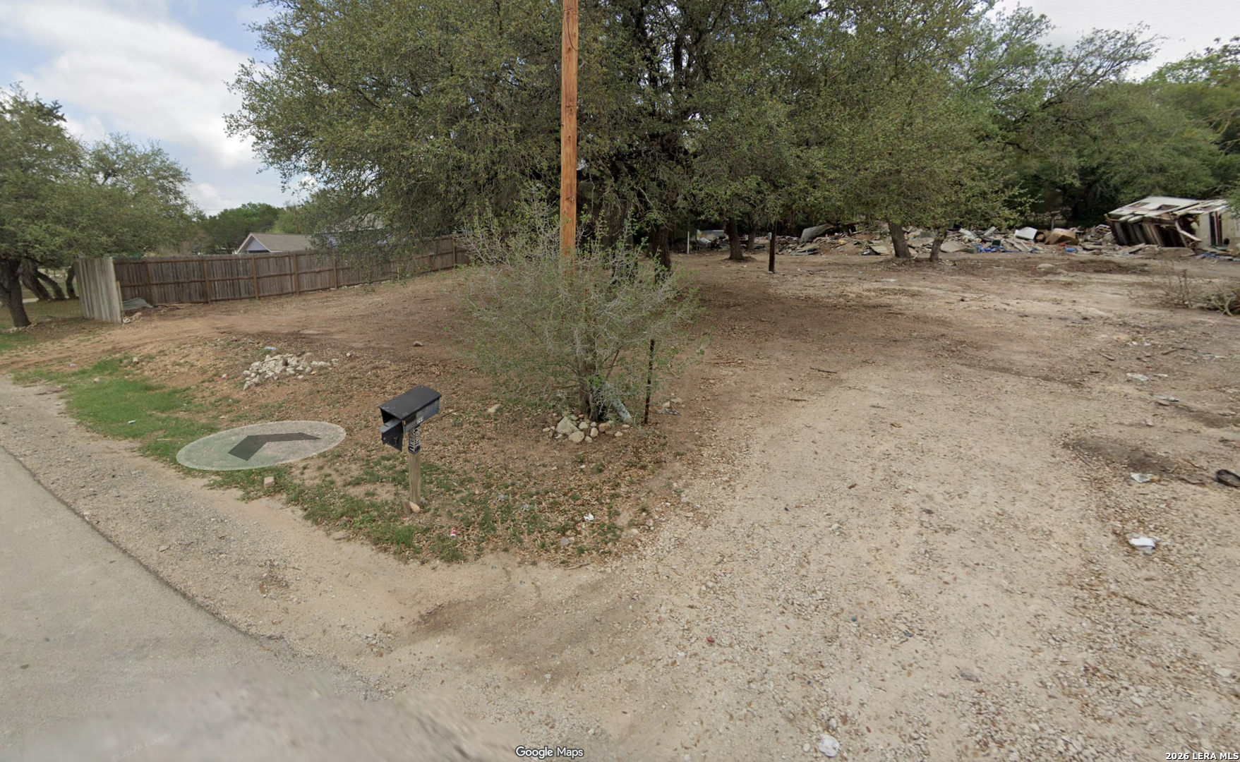 main property photo 11