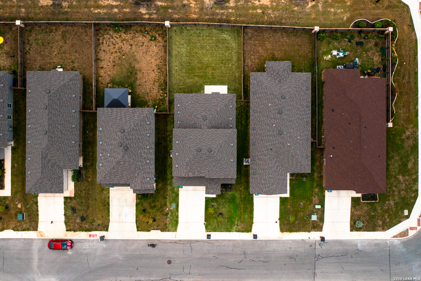 main property photo 17