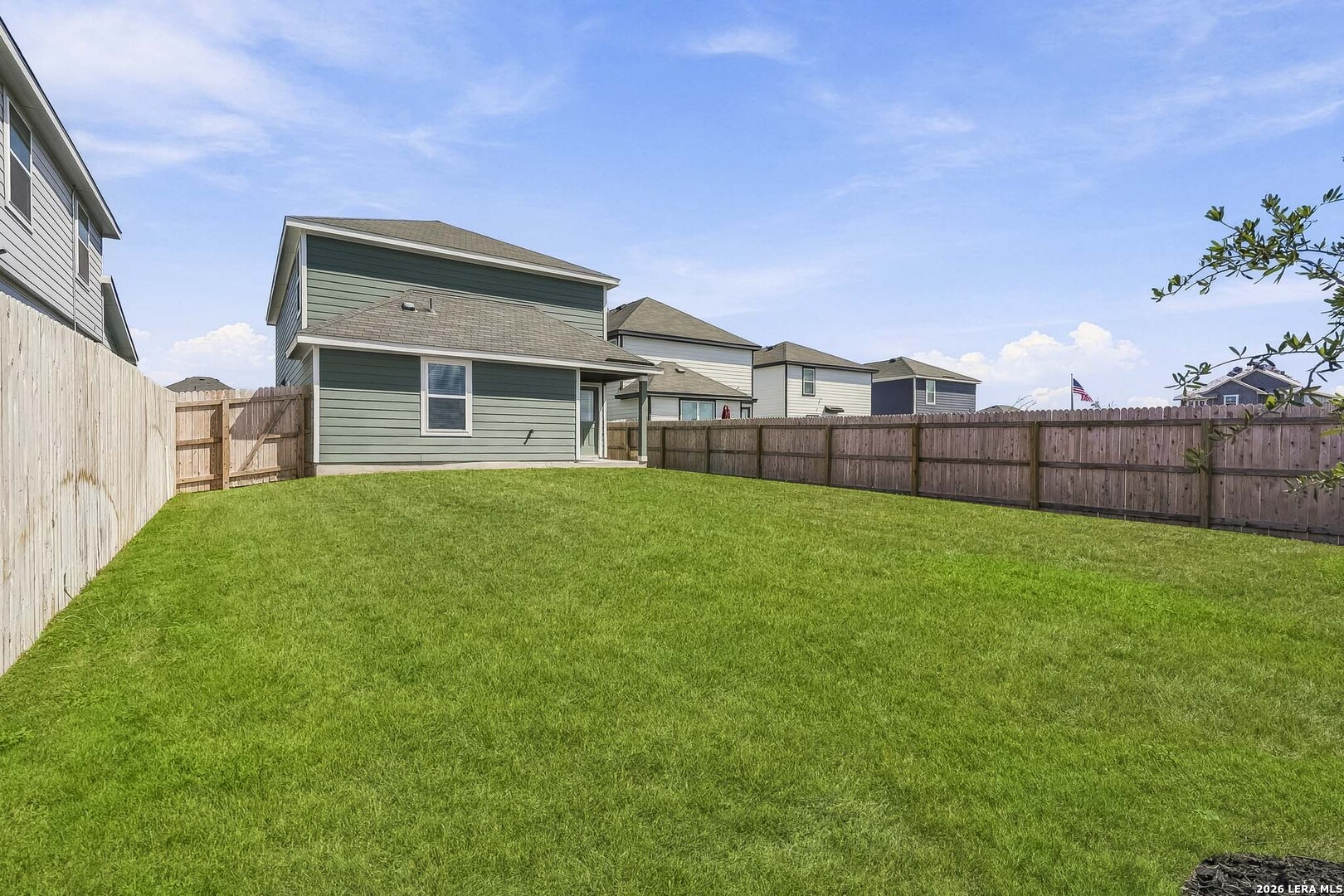 main property photo 24
