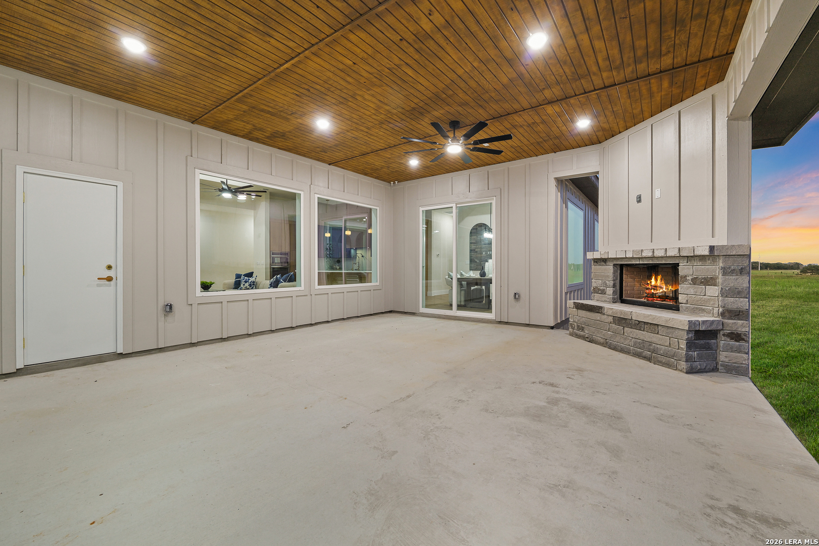 main property photo 35