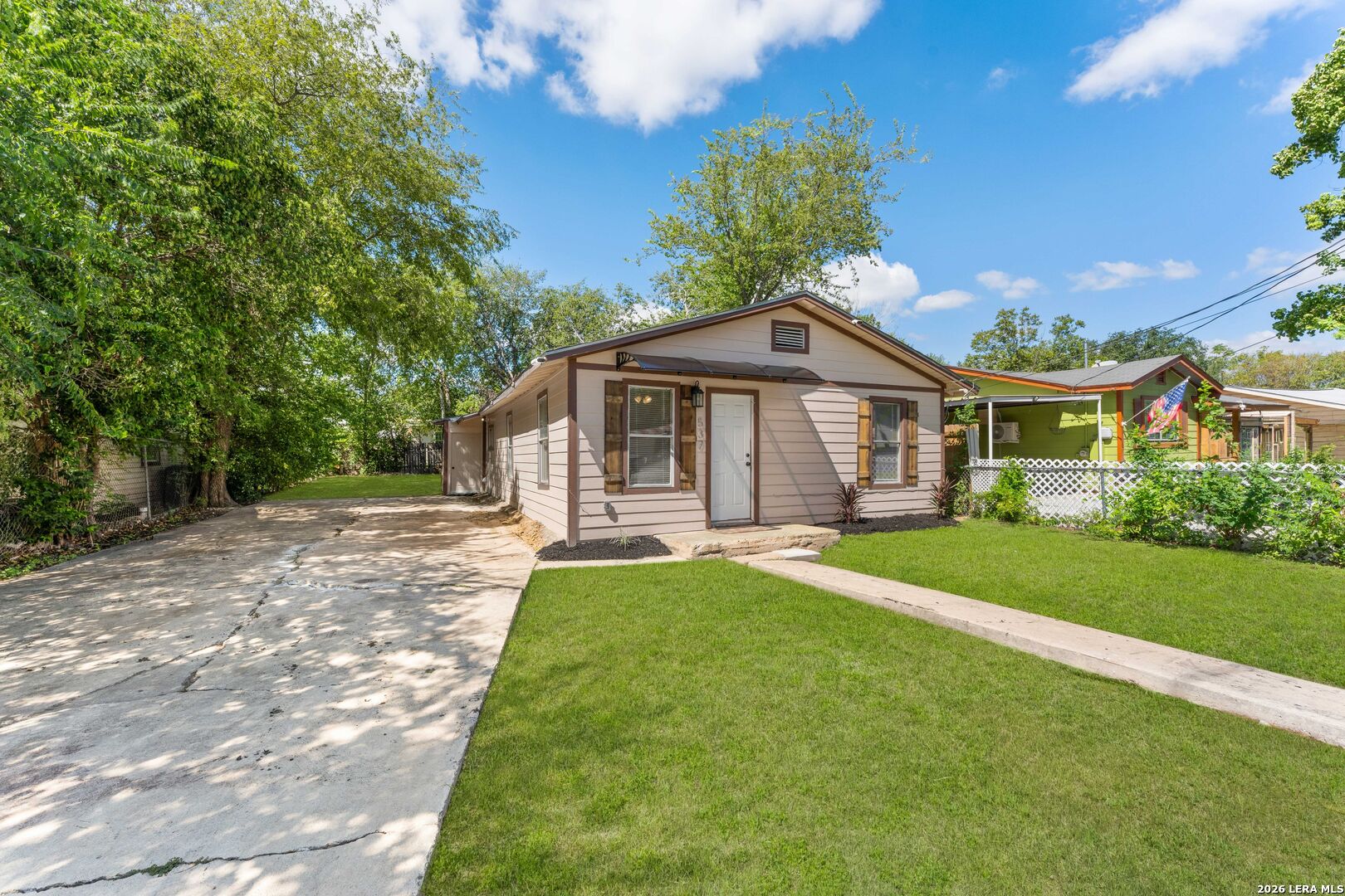 main property photo 20
