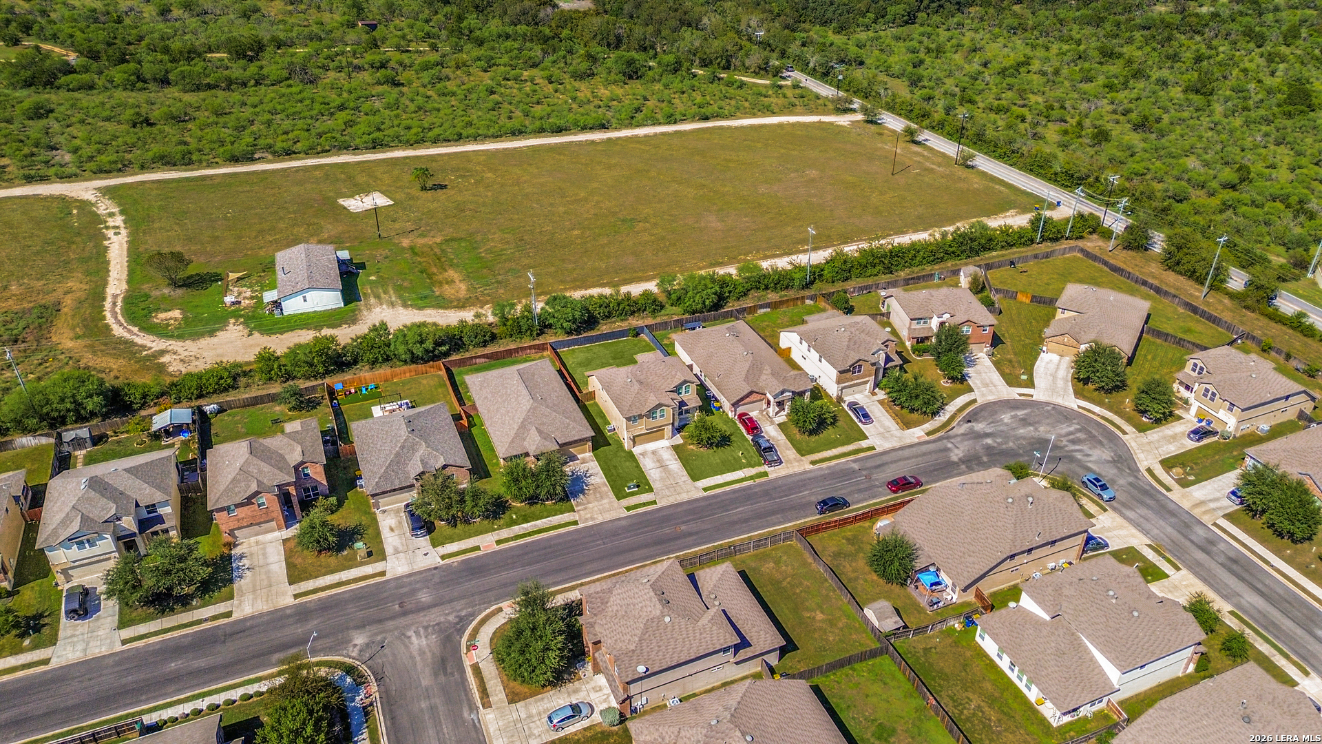 main property photo 41