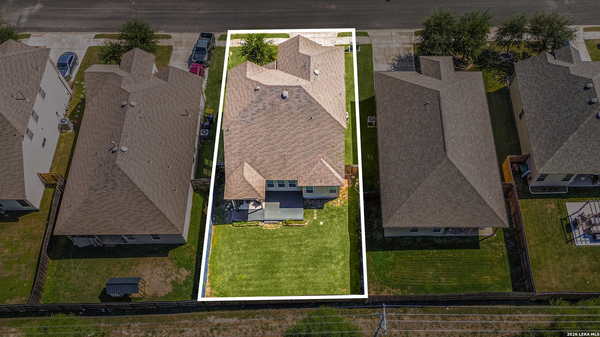 main property photo 45