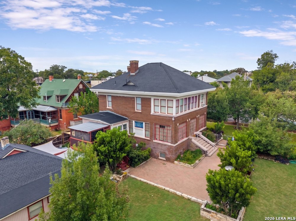 main property photo 1