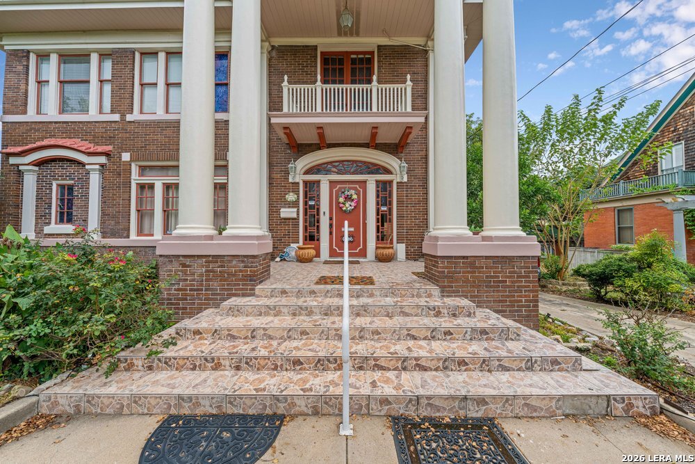 main property photo 34