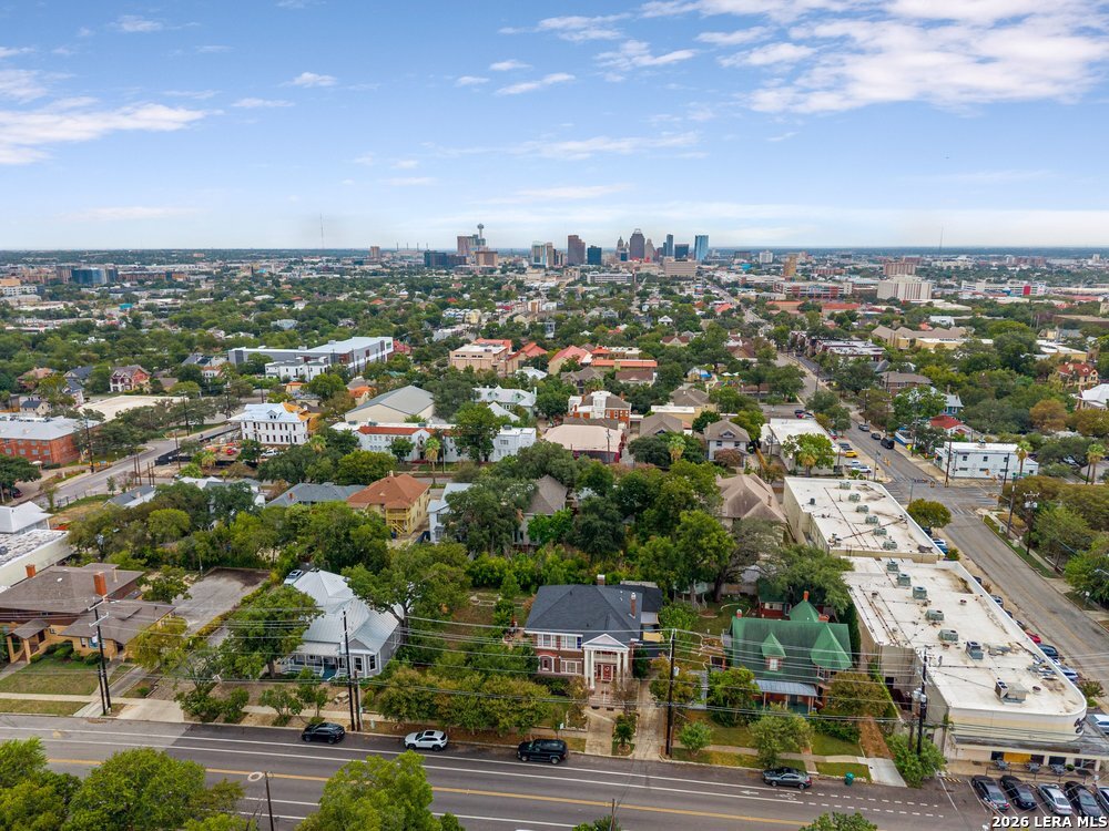 main property photo 37