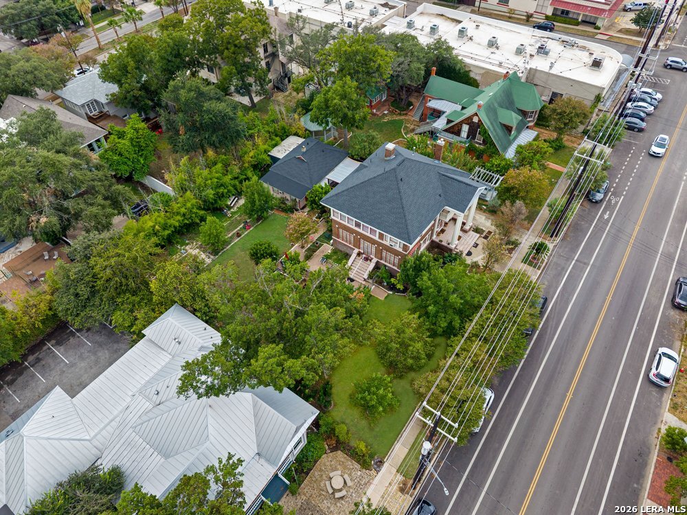 main property photo 38