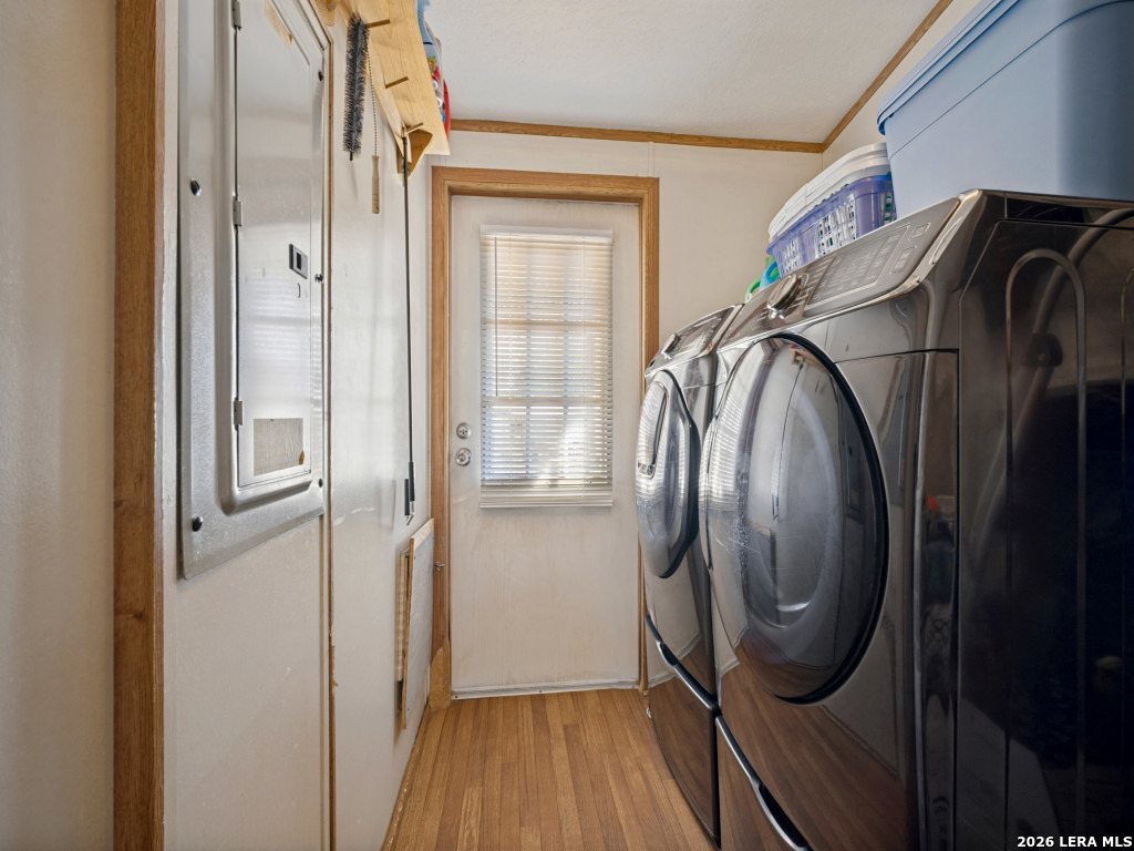 main property photo 17