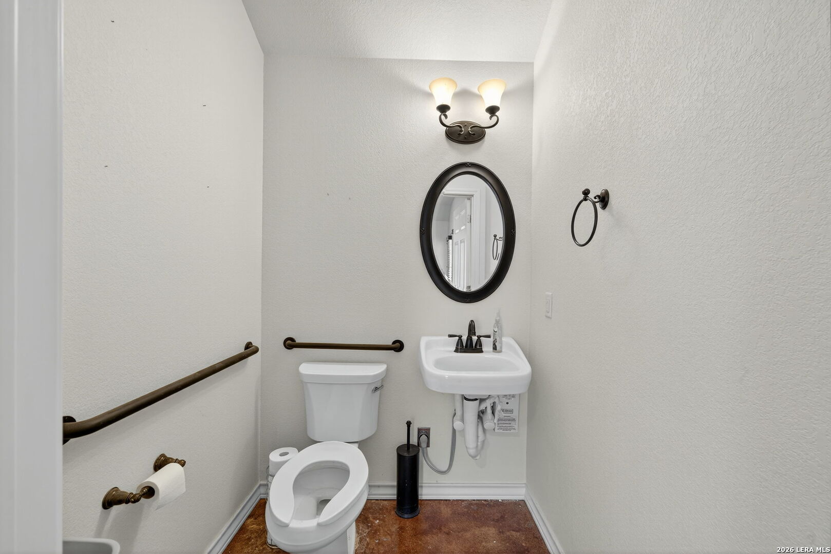 main property photo 42