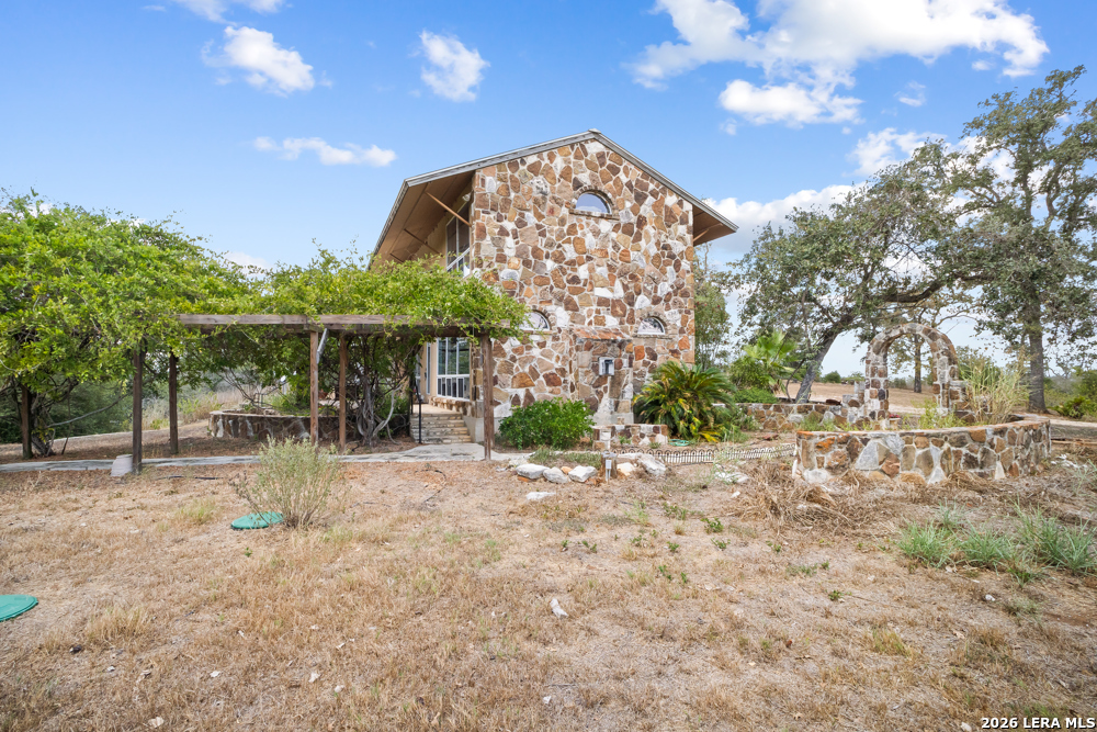 main property photo 35