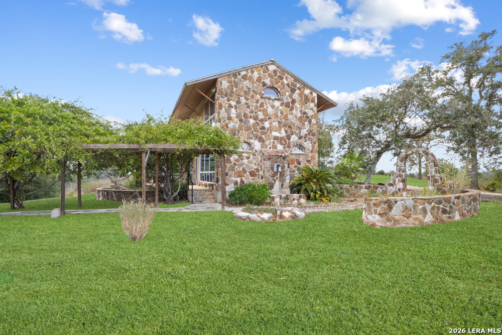 main property photo 36