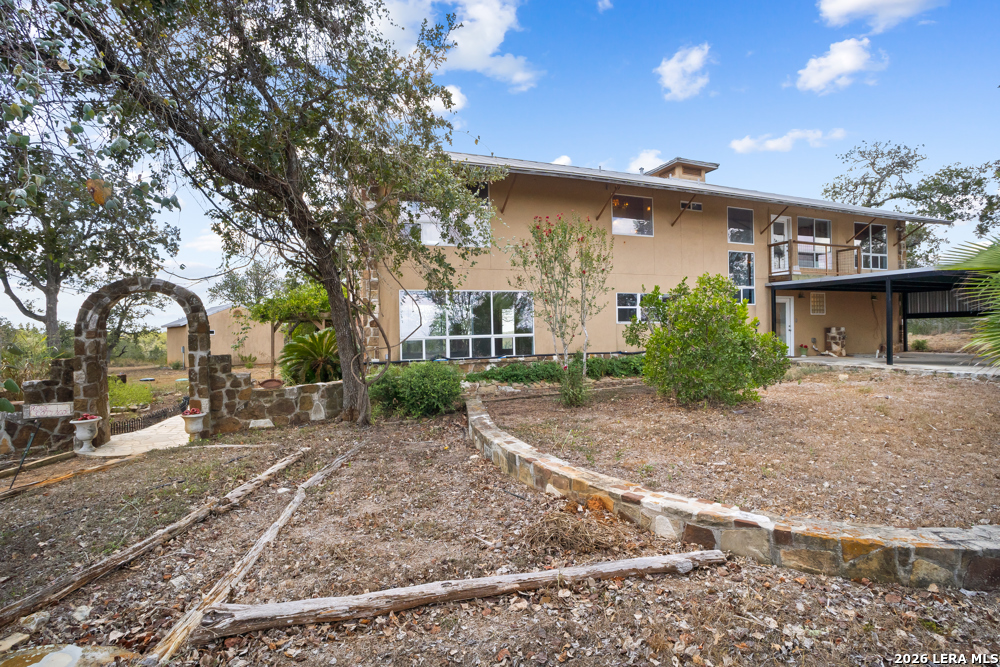 main property photo 41