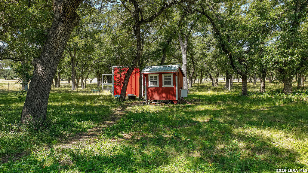 main property photo 16
