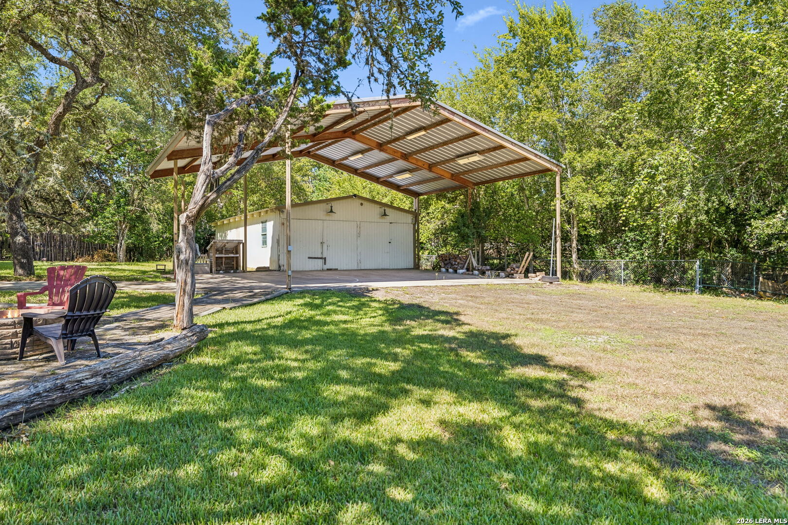 main property photo 39