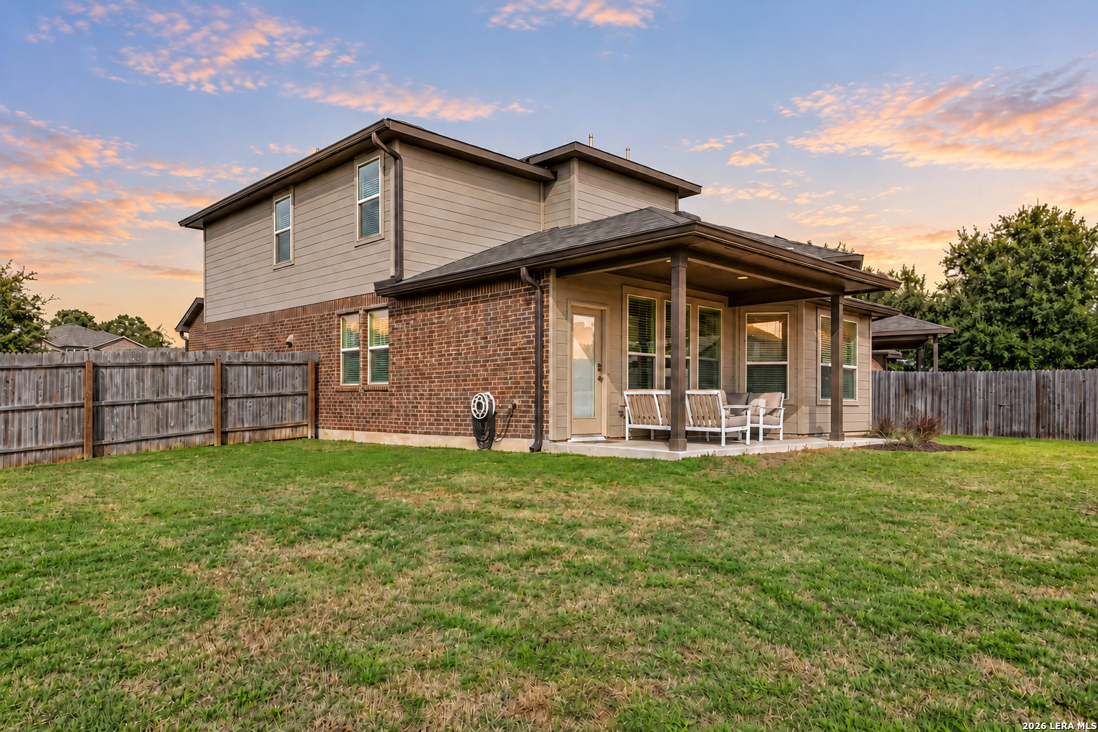 main property photo 17
