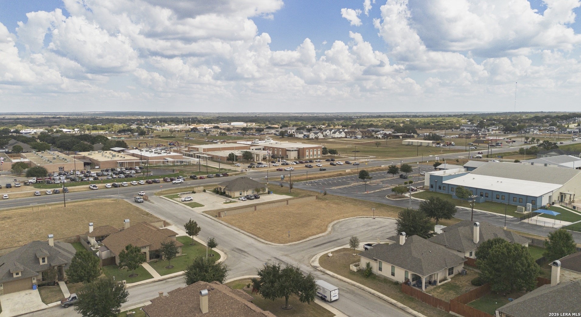 main property photo 8