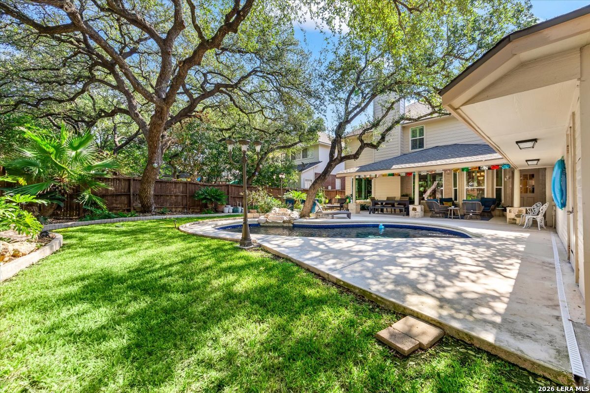 main property photo 29