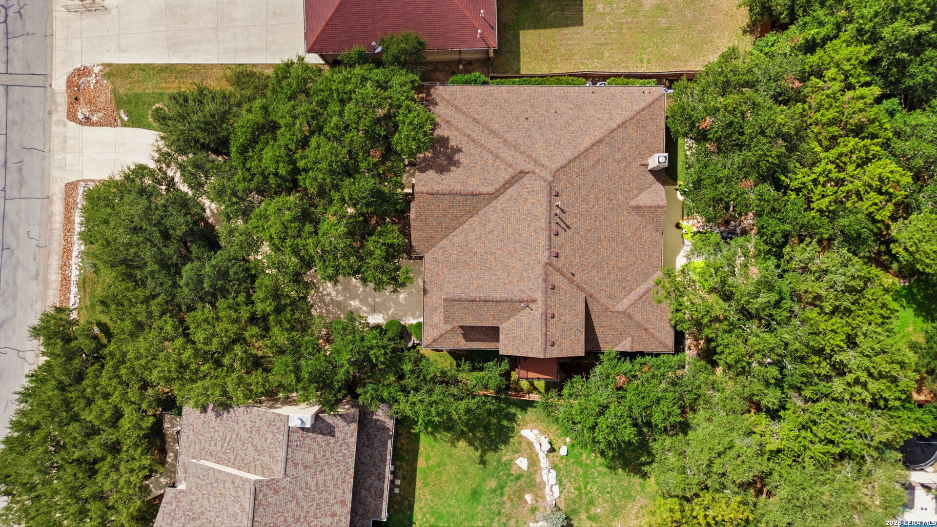 main property photo 59