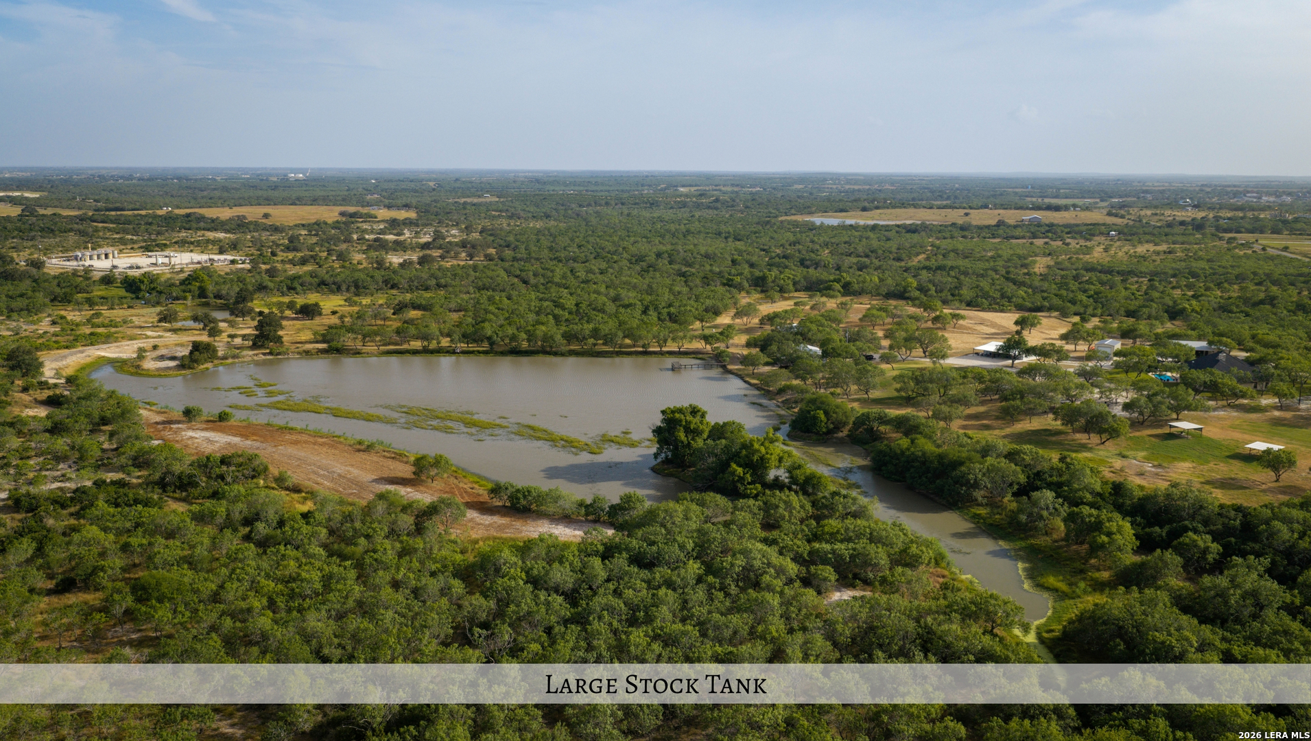 main property photo 40