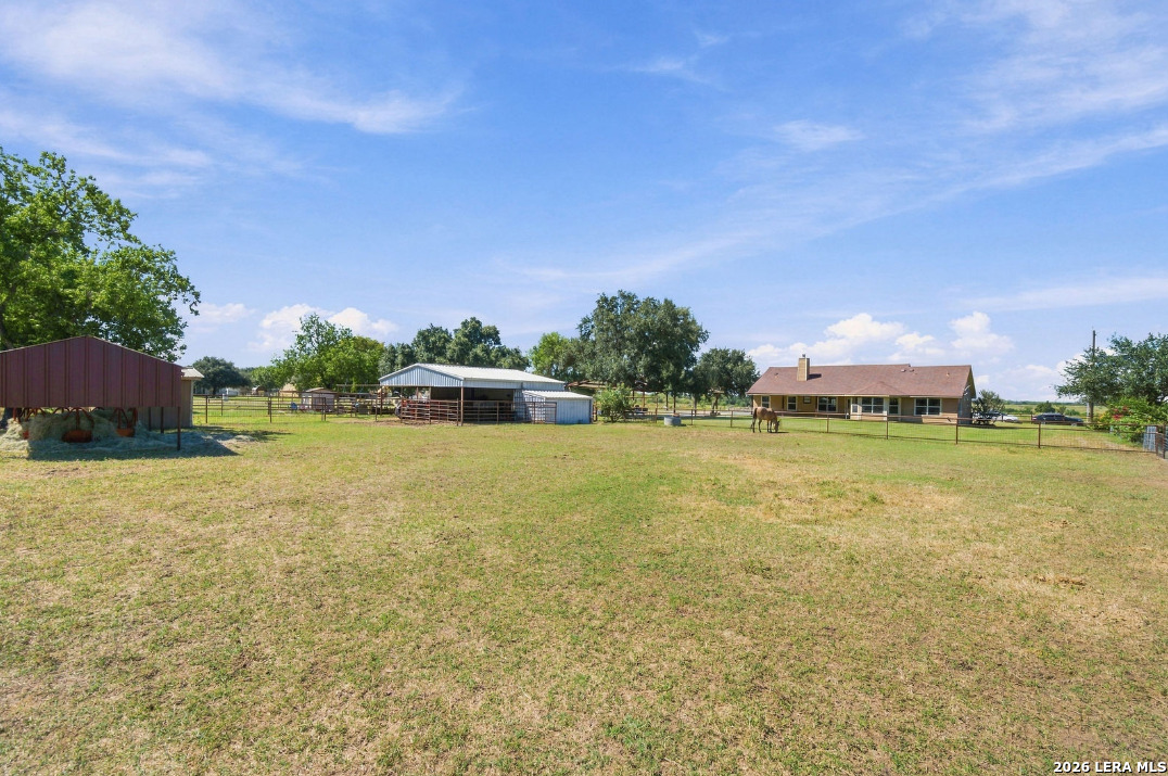 main property photo 16
