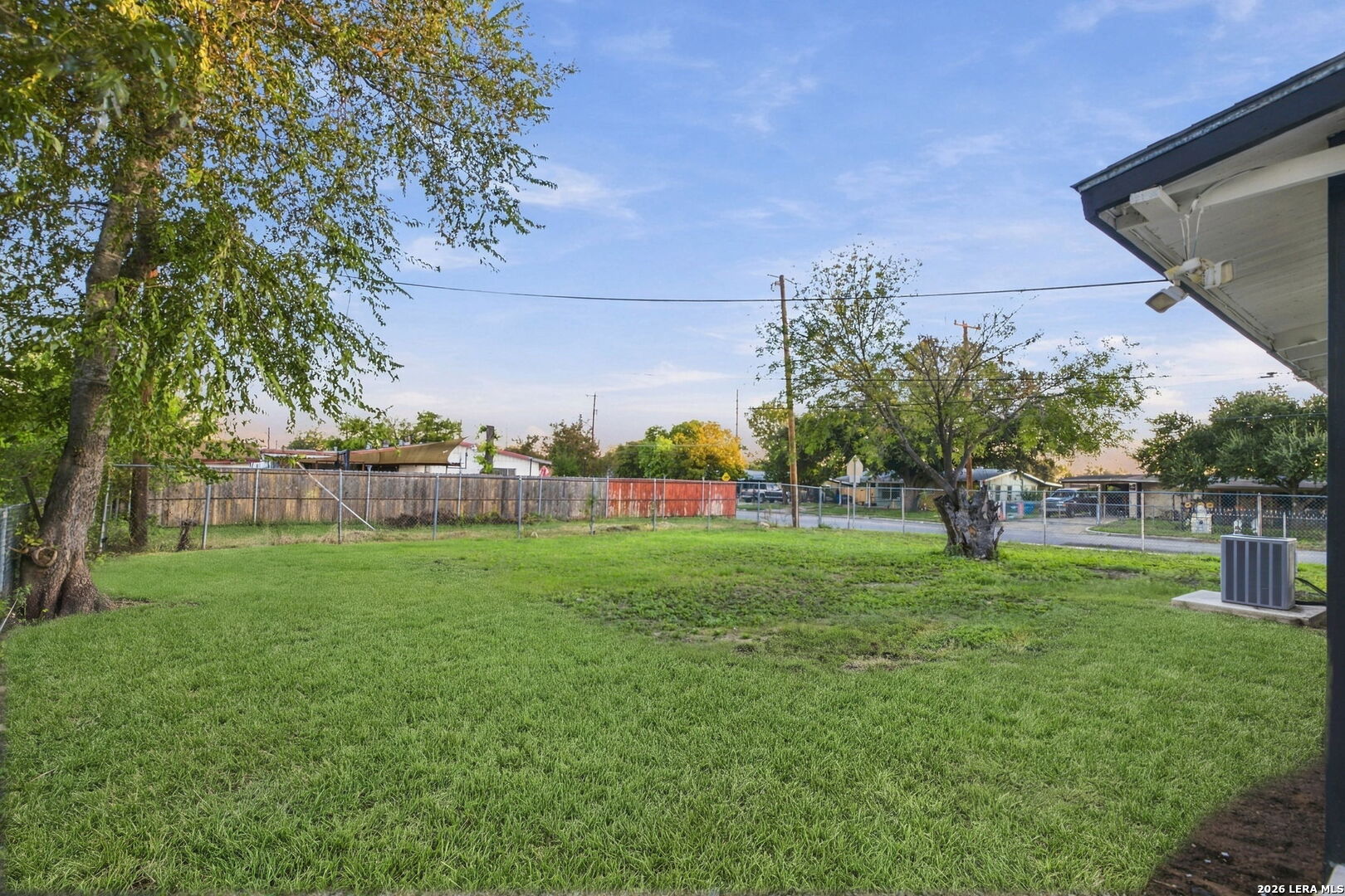 main property photo 29