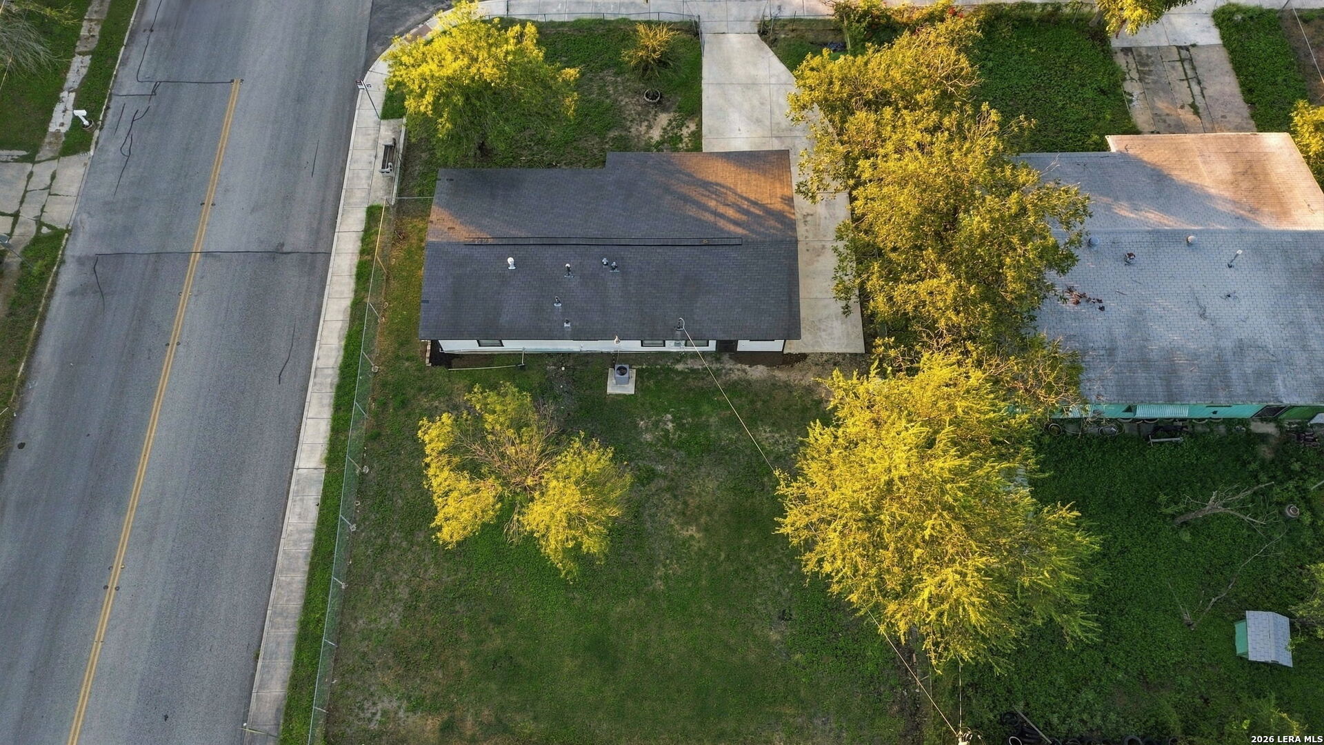 main property photo 34