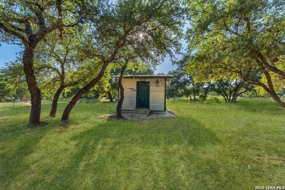 main property photo 40