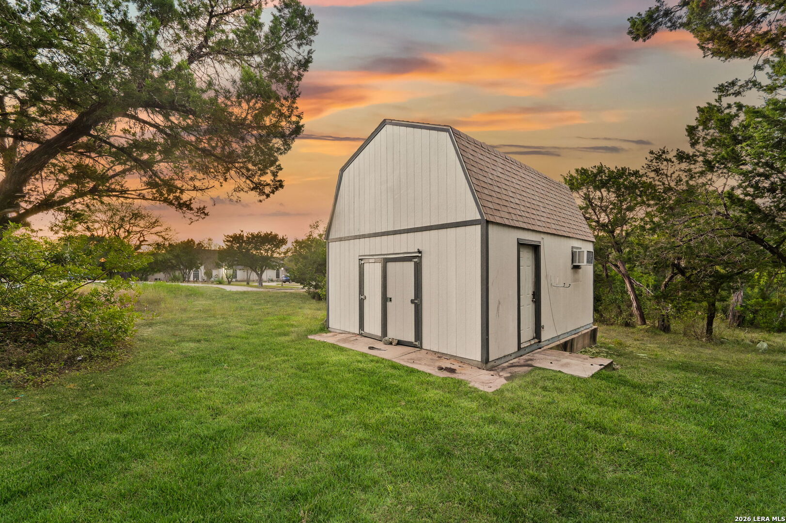 main property photo 58