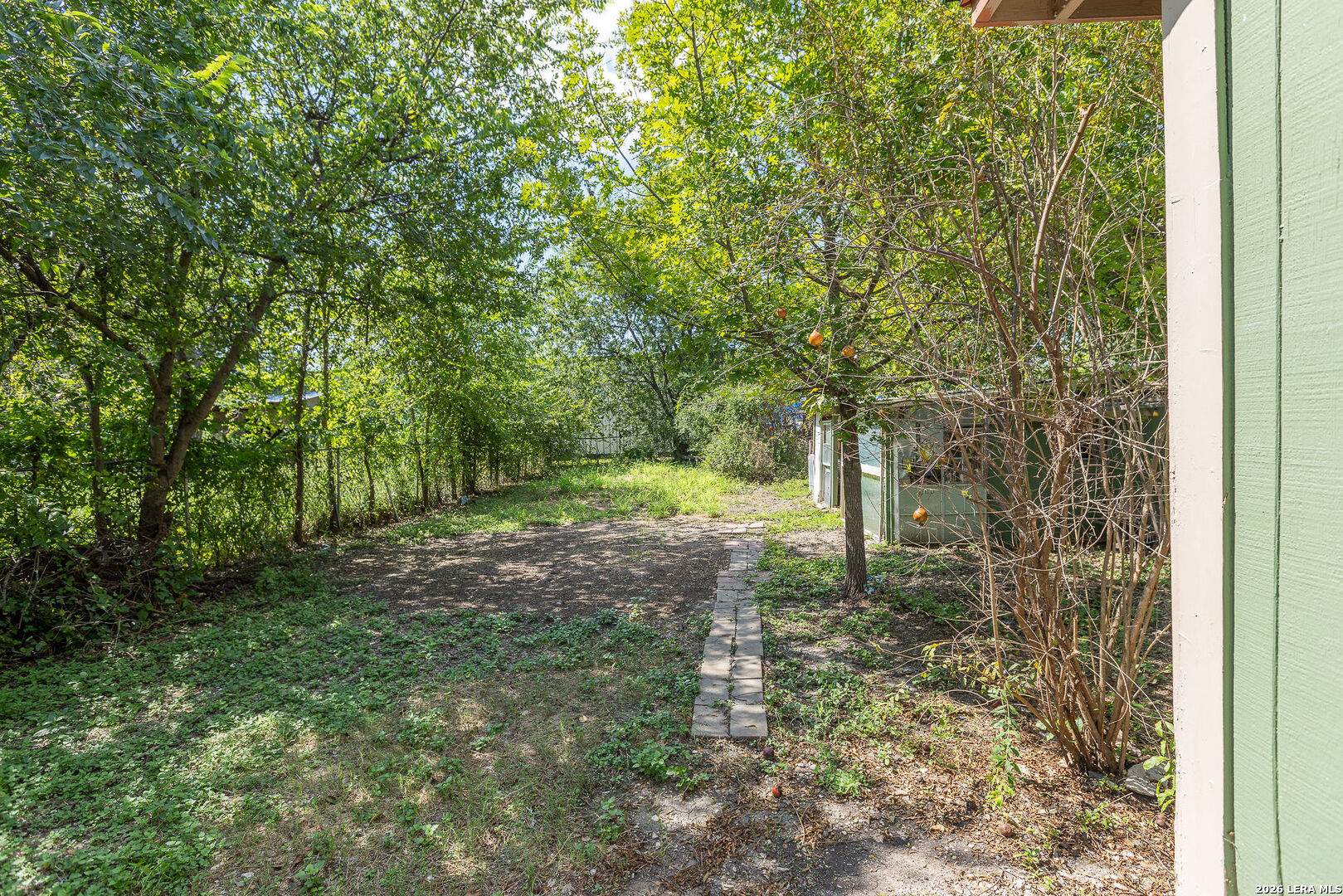main property photo 40