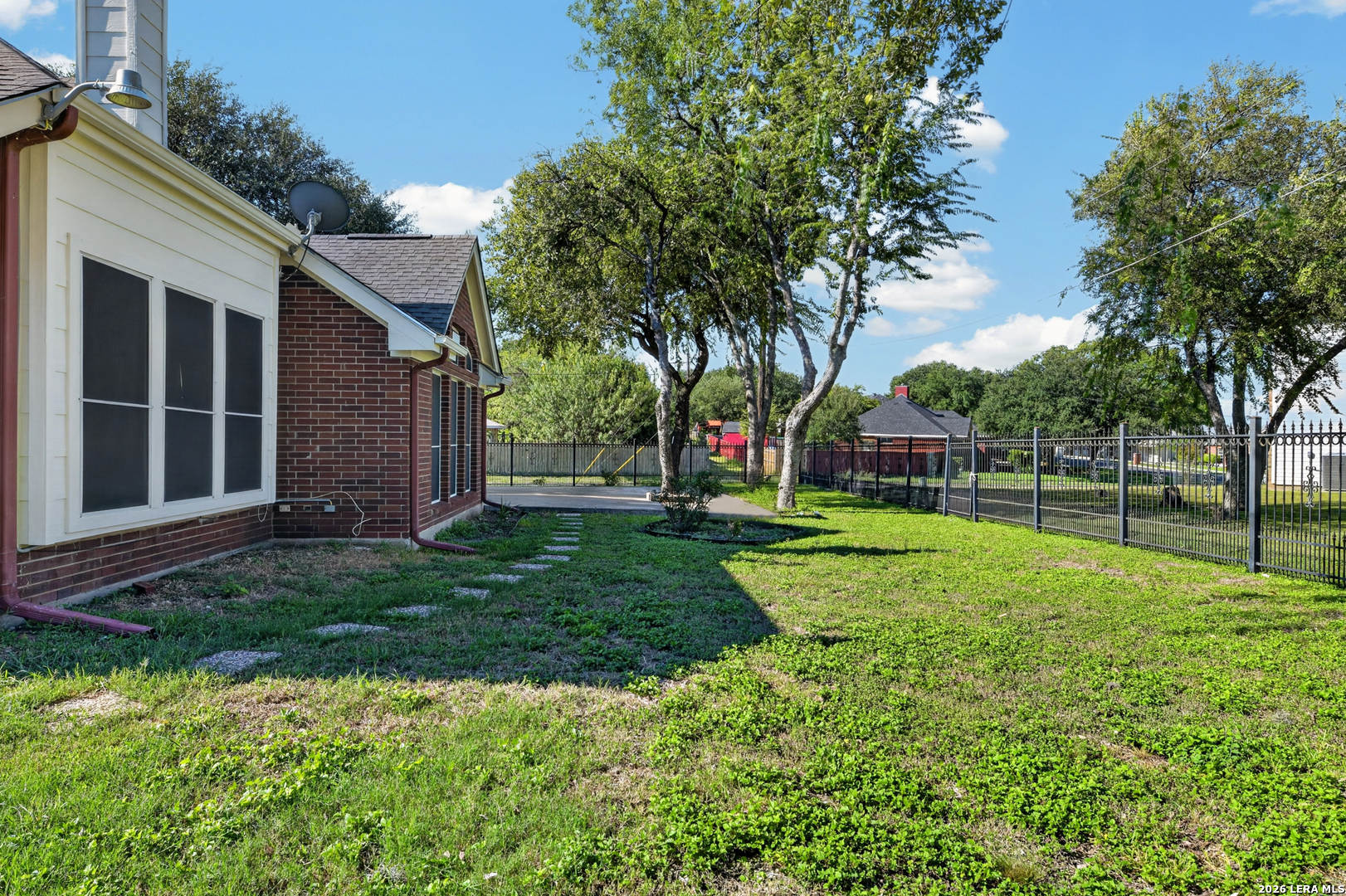 main property photo 45