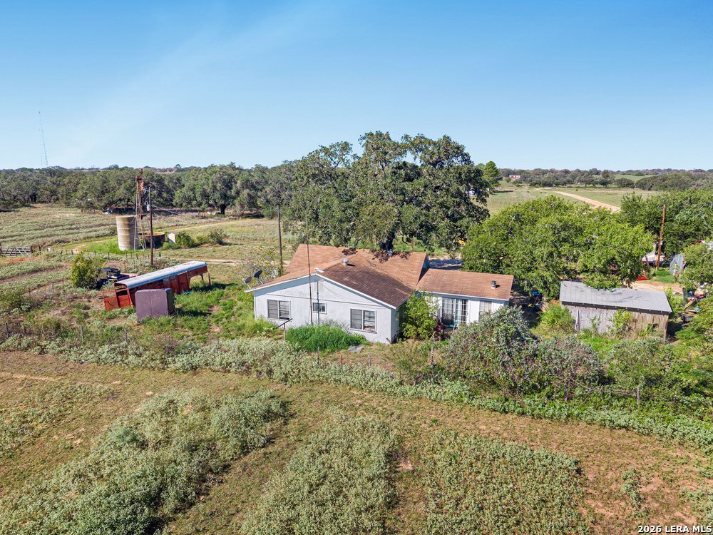 main property photo 11