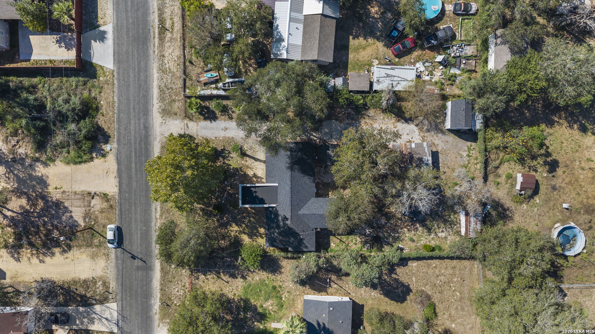 main property photo 13