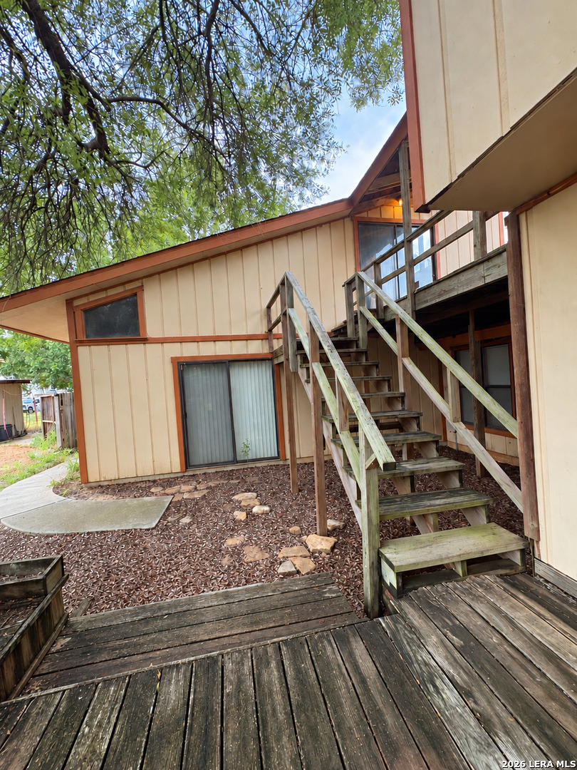 main property photo 37