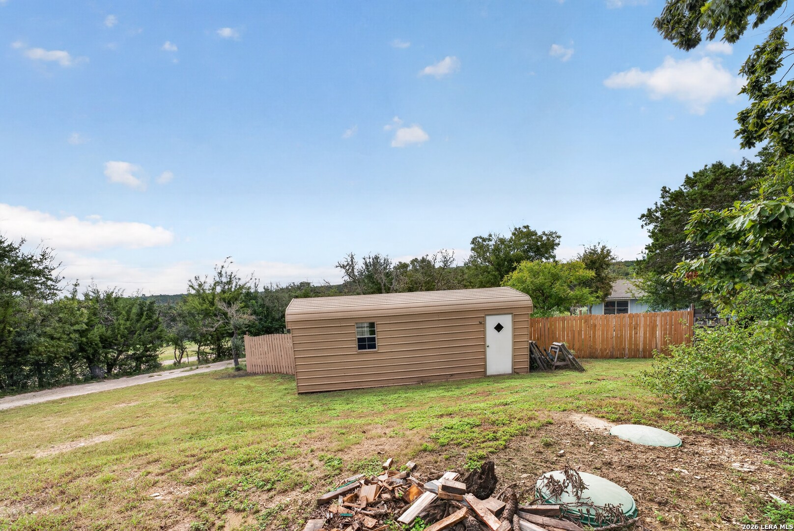 main property photo 26