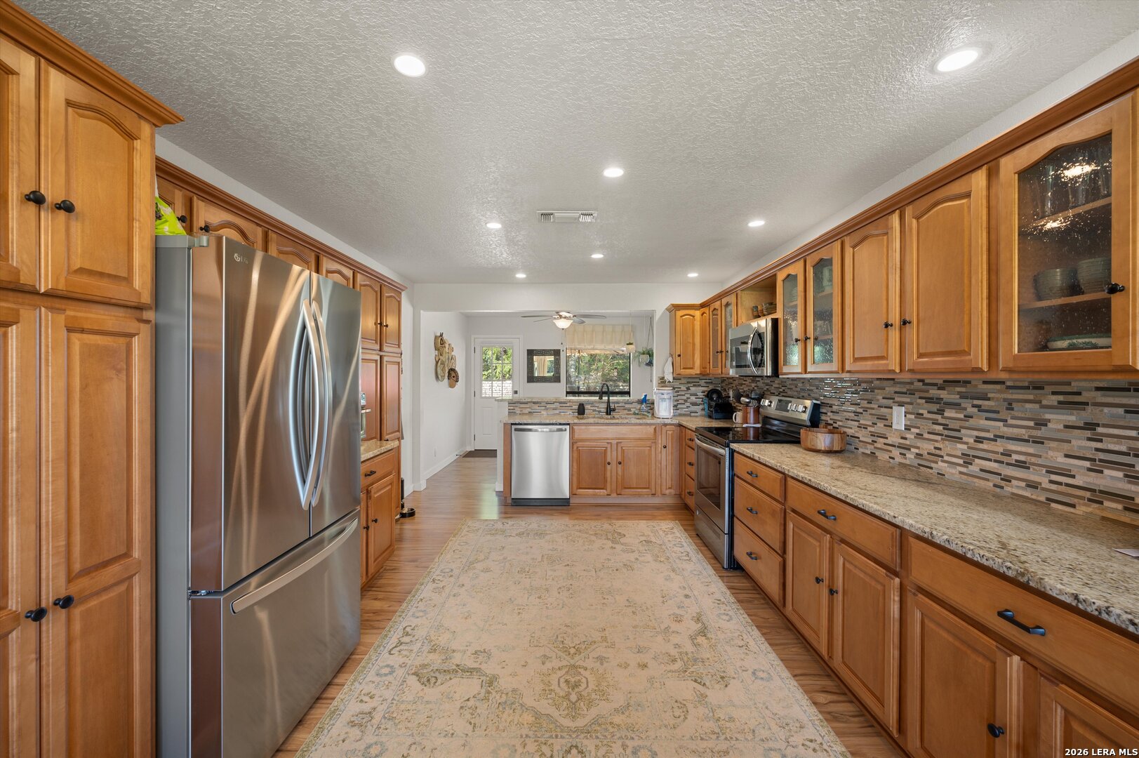 main property photo 12