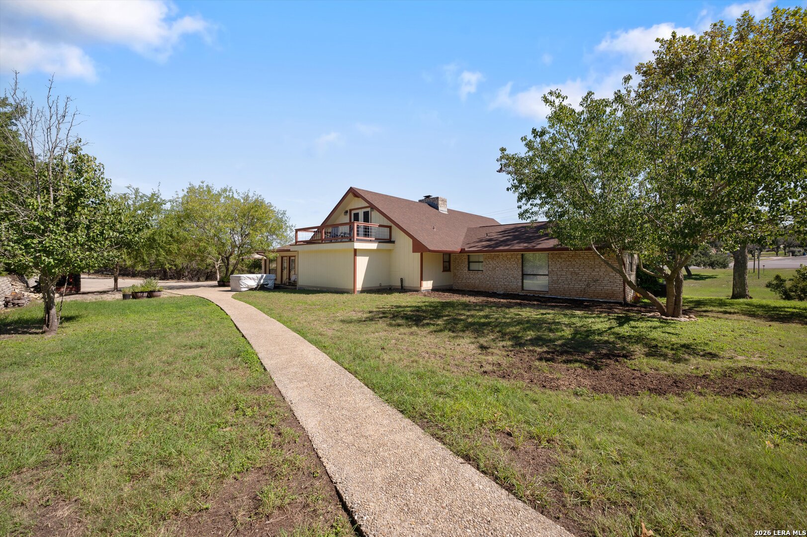main property photo 34