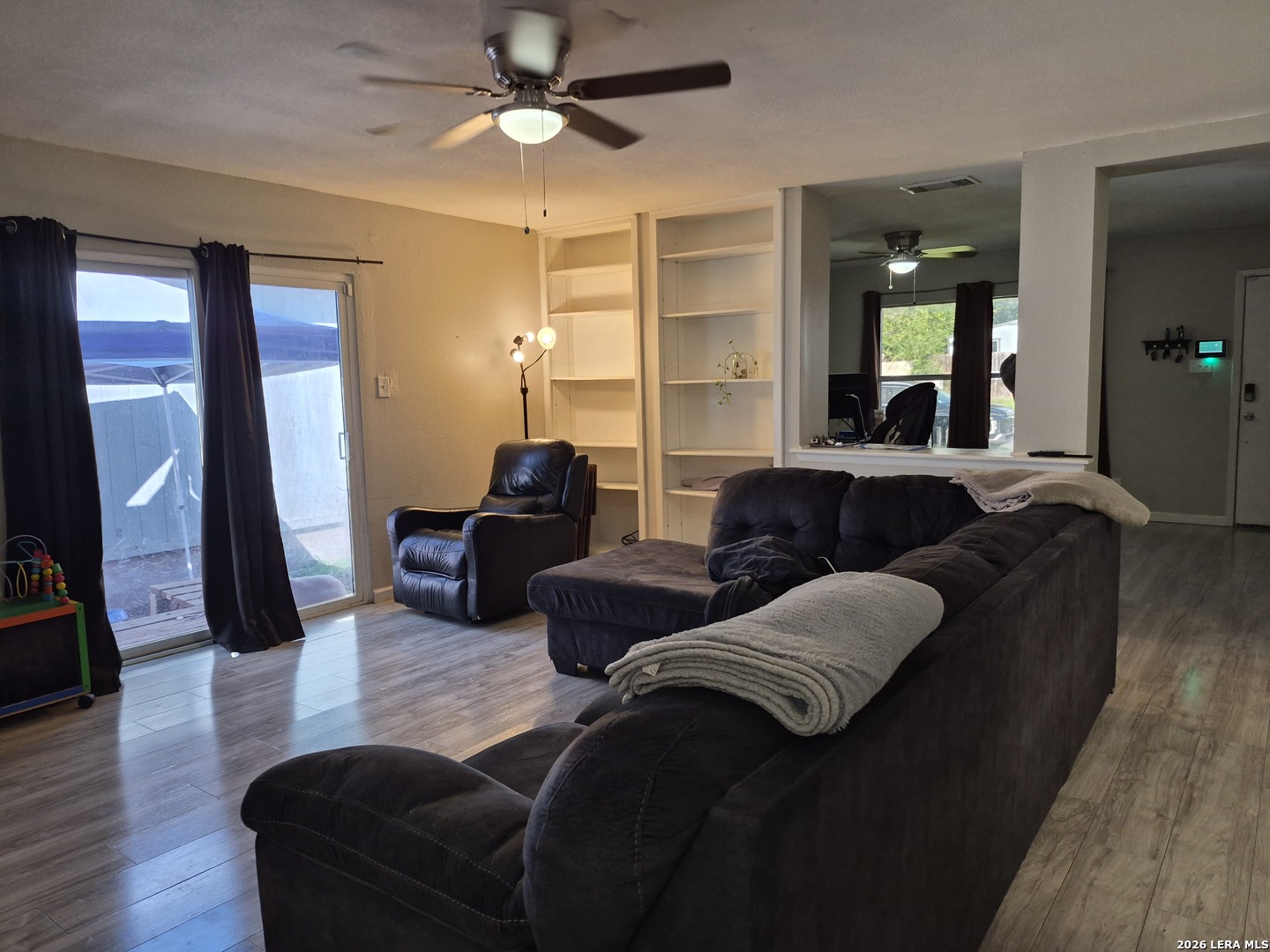 main property photo 4