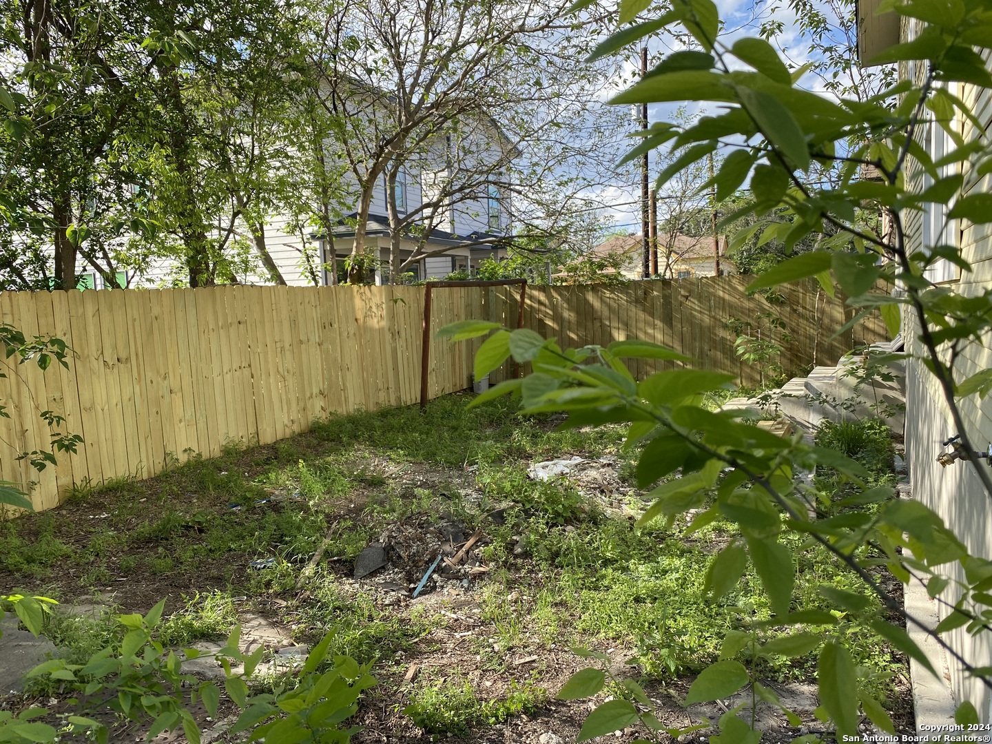 main property photo 42