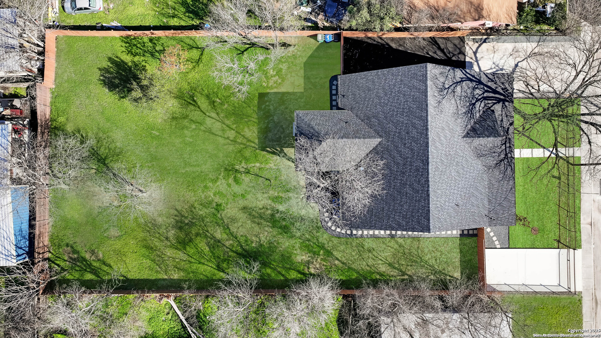 main property photo 38