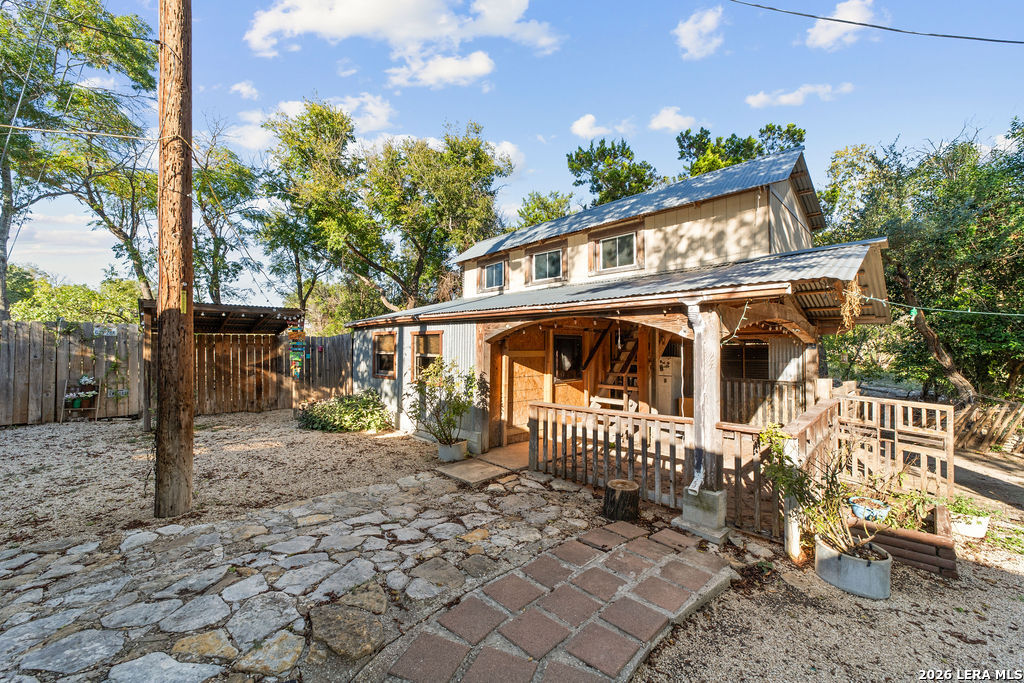 main property photo 29