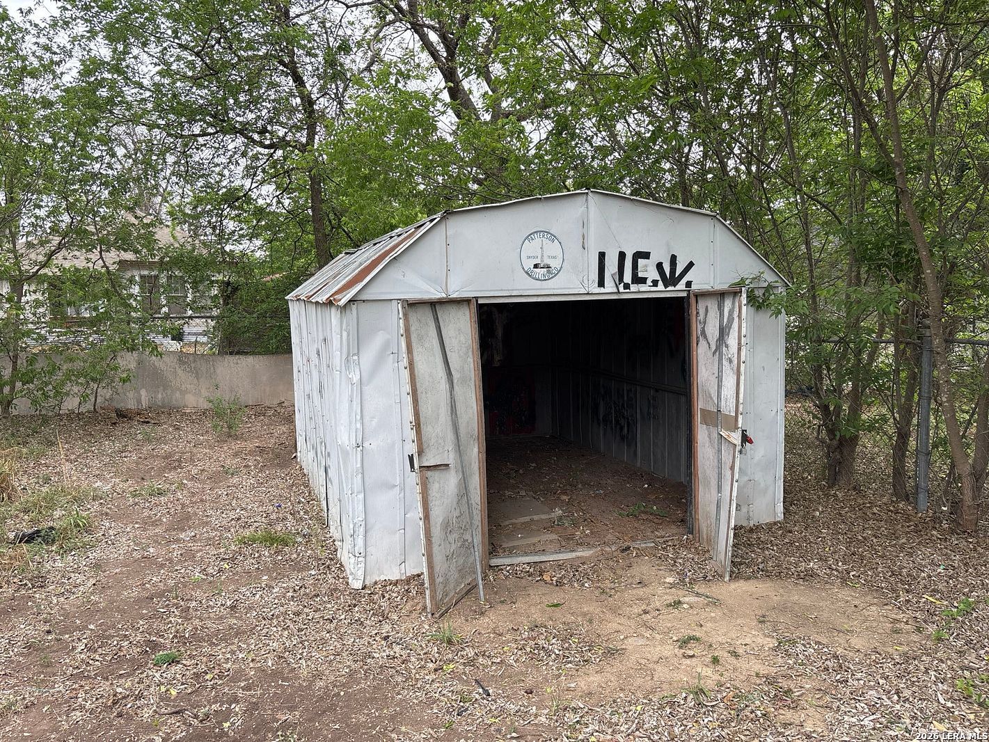 main property photo 18