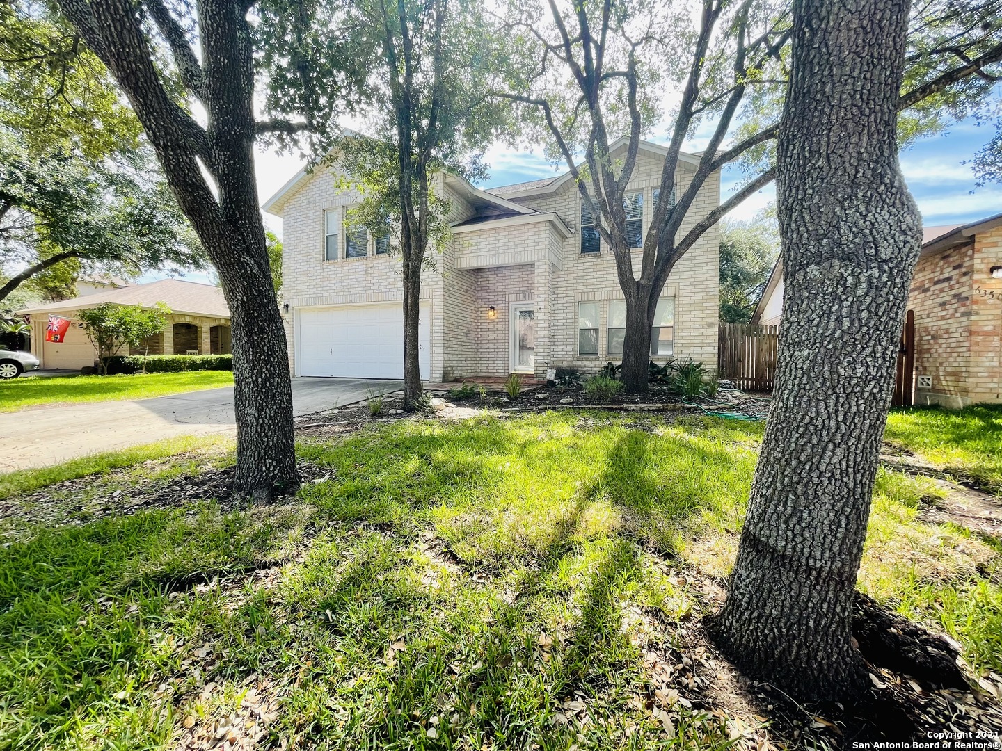 main property photo 2