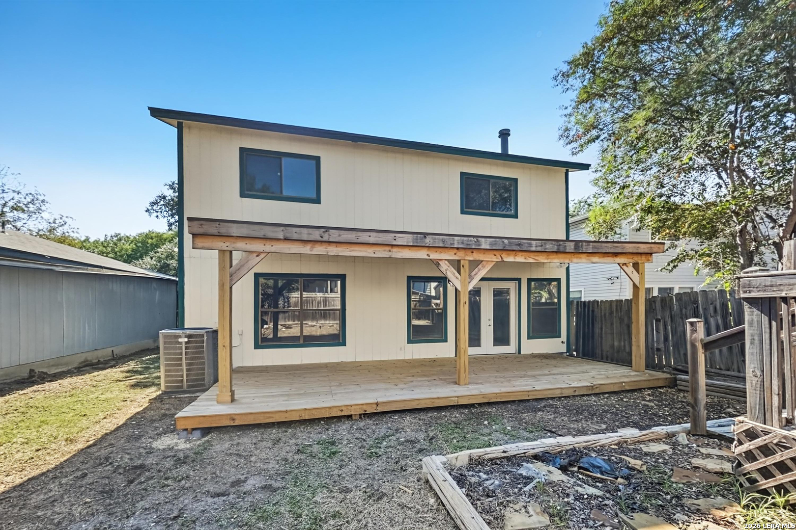 main property photo 16